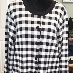 Ella Rafaella NWT Checkered Button Down Sweater Size XL